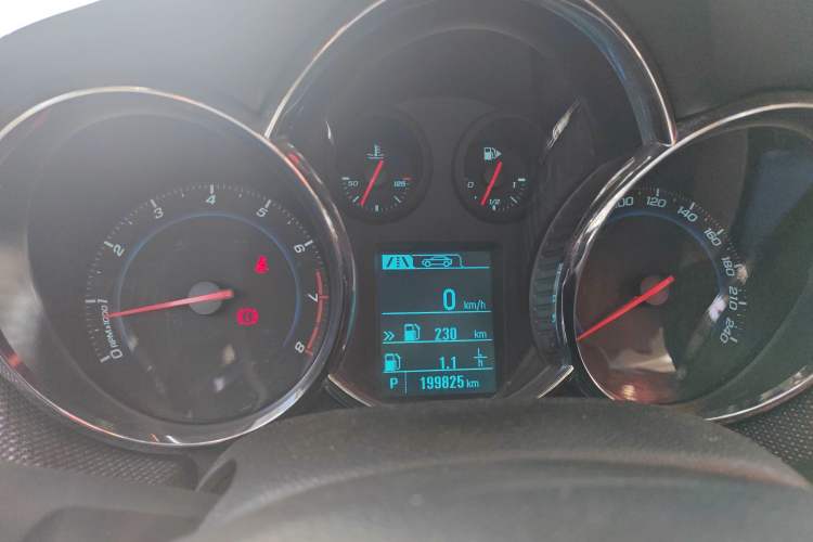 Used Chevrolet Cruze 2013 Hatchback 1.6T Automatic Flagship Model