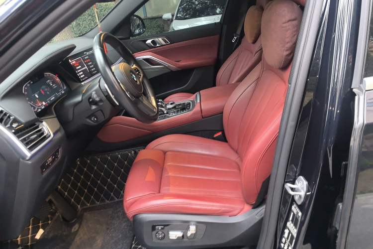 Used BMW X6 2022 xDrive40i Luxury Edition M Sport Package
