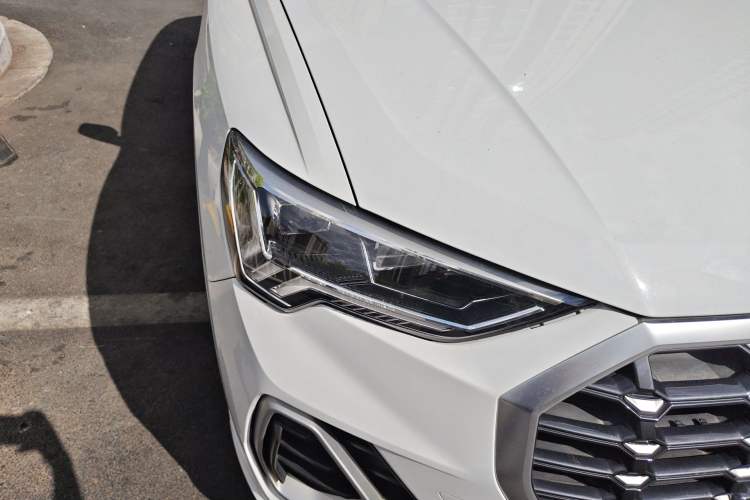 Used Audi Q3 2019 35 TFSI Fashion Dynamic Model