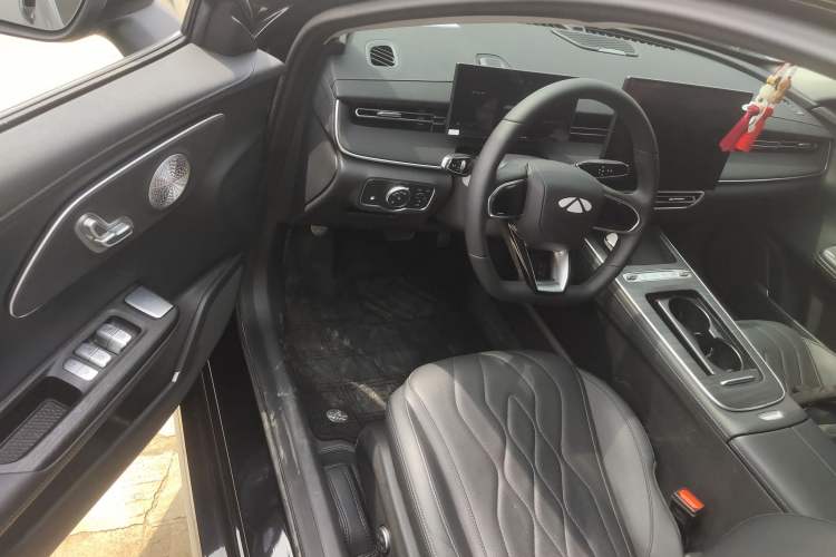 Used Chery Fengyun A8L 2025 1.5 TGDI 145 km Comfort Version
