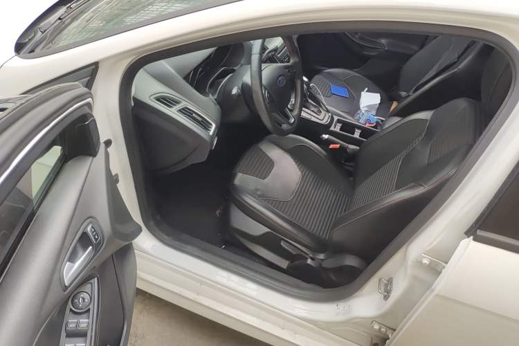 Used Ford Focus 2017 1.5T CTCC White and Black Limited Edition