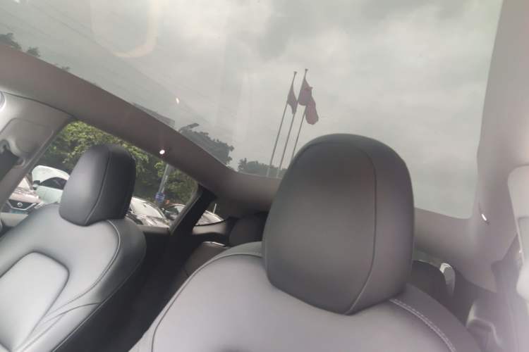 Used Tesla Model Y 2022 Rear-Wheel-Drive Version