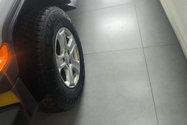 Used Jeep Wrangler 2019 2.0T Sahara Four-Door Version China VI Emission Standard
