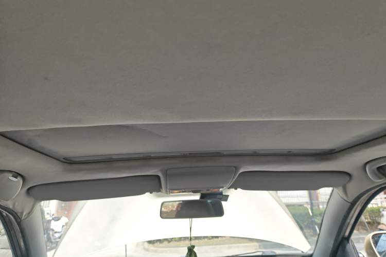 Used Volkswagen Lavida 2011 1.6L Manual Joy Version Headliner