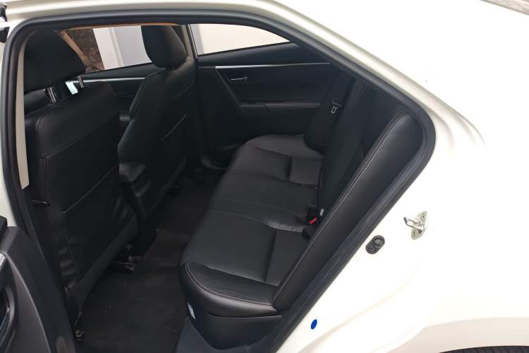 Used Toyota Levin Hybrid E+ 2019 1.8L PH V E-CVT Luxury Edition Left Rear Seat