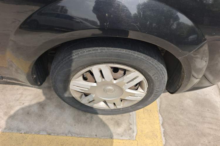 Used Buick Excelle 2013 1.5L Automatic Classic Model
