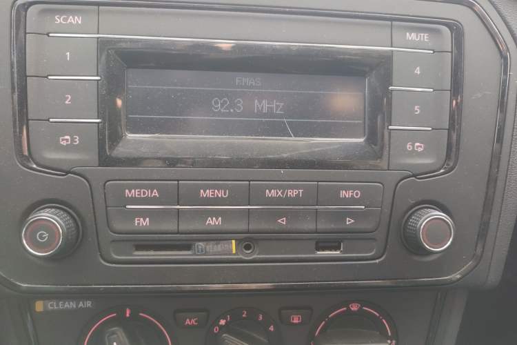 Used Jetta VA3 2021 1.5L Manual Entry-Level Version Audio And AC Panel