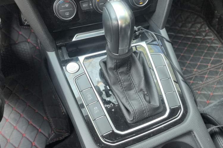 Used Volkswagen Magotan 2017 380TSI DSG Luxury Model