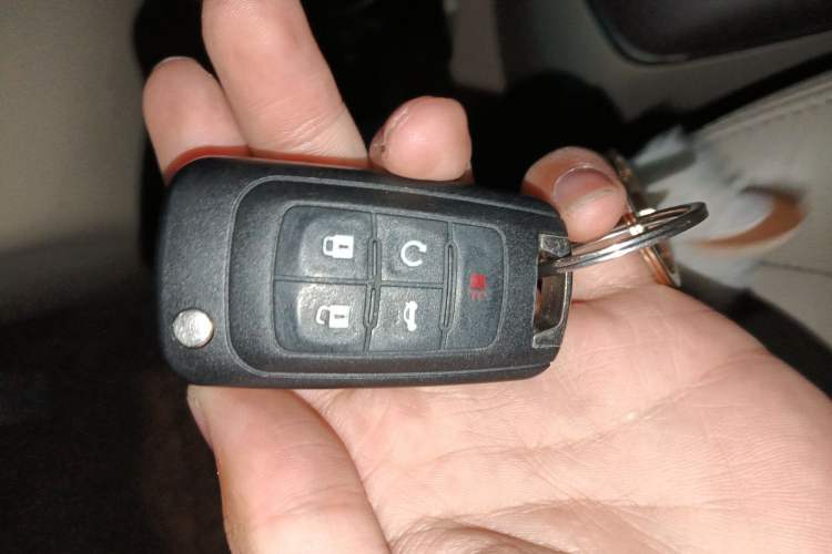 Used Buick GL8 2013 3.0L GT Luxury Business Haoya Edition
