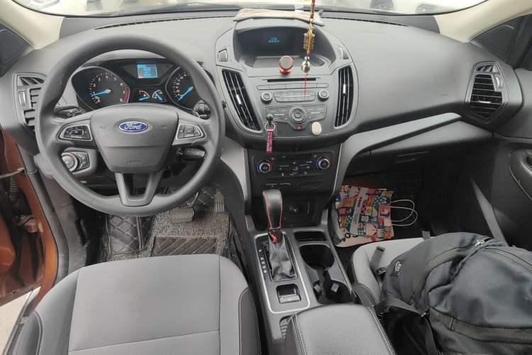 Used Ford Kuga 2017 EcoBoost 180 Two-Wheel-Drive Elite Trim Center Console