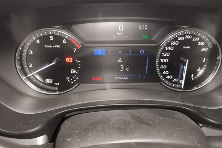 Used Cadillac XT4 2018 28T Two-Wheel-Drive Luxury Model