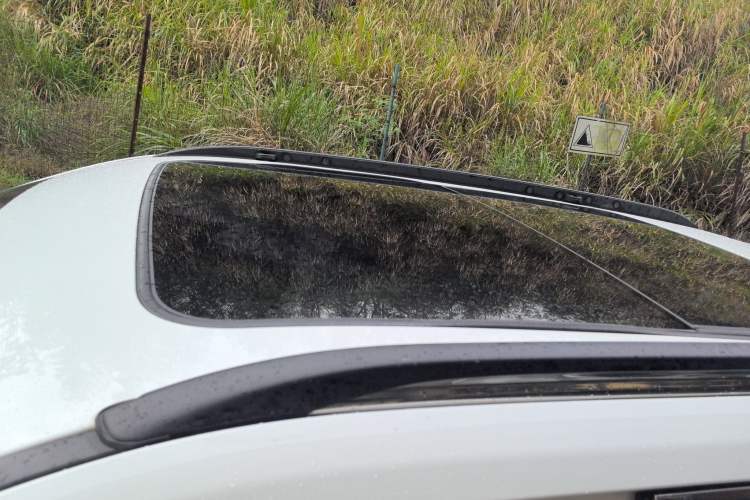 Used Jeep Compass 2017 200T Automatic Family Edition Roof