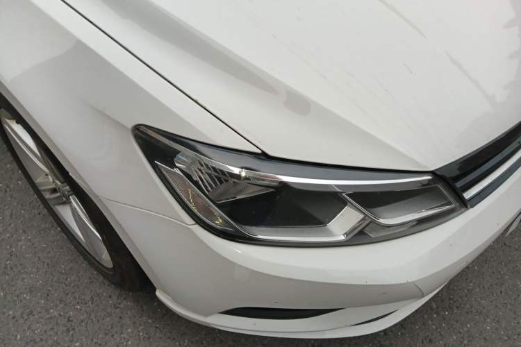 Used Volkswagen Lamando 2018 280TSI DSG Comfort Edition Right Front Headlight