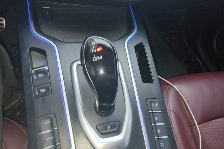 Used Wey VV7 2019 Upgraded Model 2.0T Flagship Version China VI