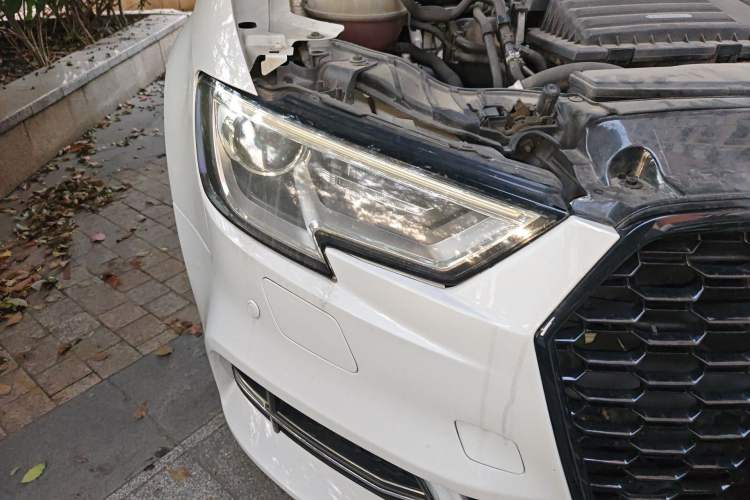 Used Audi A3 2018 30th Anniversary Edition Limousine 35 TFSI Ambition Model
