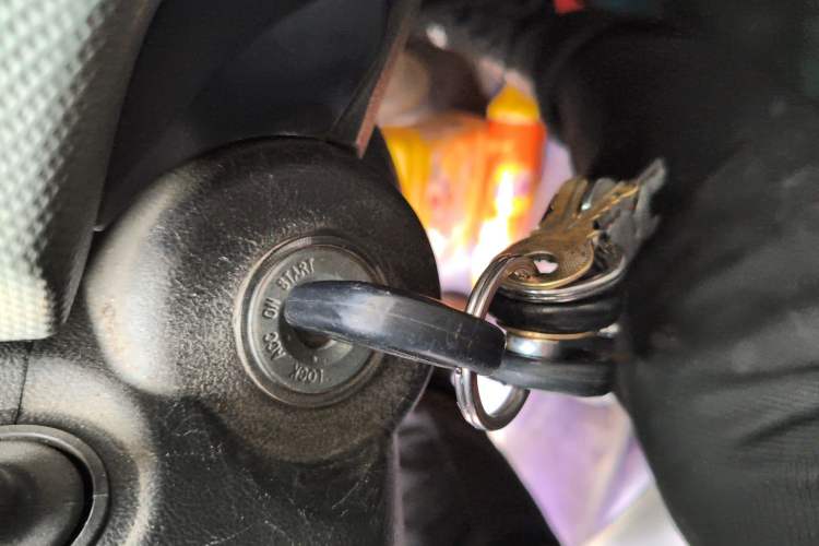 Used Foton Scenic G7 2020 2.4L Commercial Version Long Wheelbase High-Roof 2-Seat Van China VI Emission Standard 4K22D4M