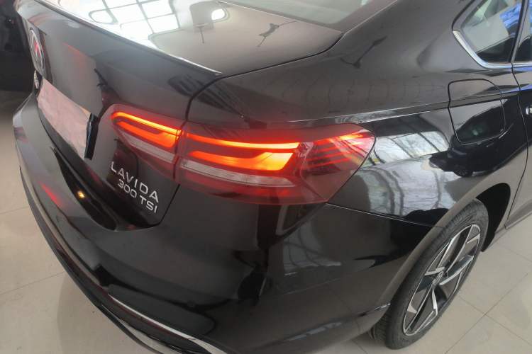 Used Volkswagen Lavida 2023 300TSI DSG Starry Sky Elite Edition