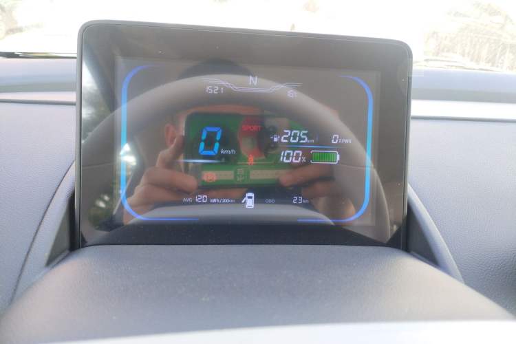 Used CHANGAN NEVO Lumin 2026 Model Treasure Edition 205km Passionate Beige Ningde
