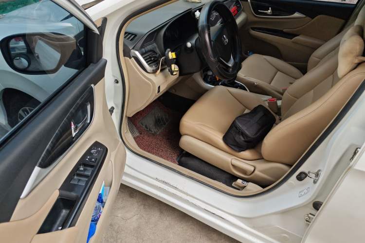 Used Honda Crider 2015 1.8L manual Comfort version