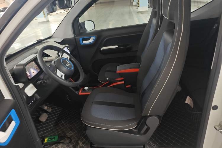 Used Wuling Hongguang MINIEV 2022 GAMEBOY 300km Play Edition Lithium Iron Phosphate Left Front Seat