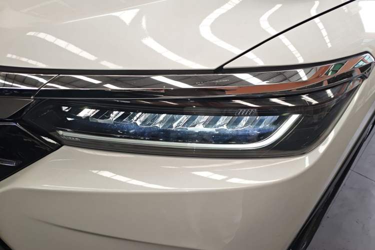 Used Honda Breeze 2021 240TURBO CVT Front-Wheel Drive Elite Edition Left Front Headlight