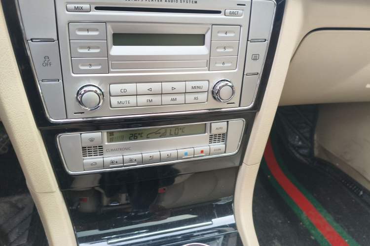 Used Volkswagen Passat 2009 1.8T Manual Luxury Model