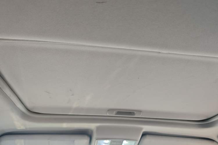 Used Bestune X80 2016 2.0L automatic Comfort trim level
