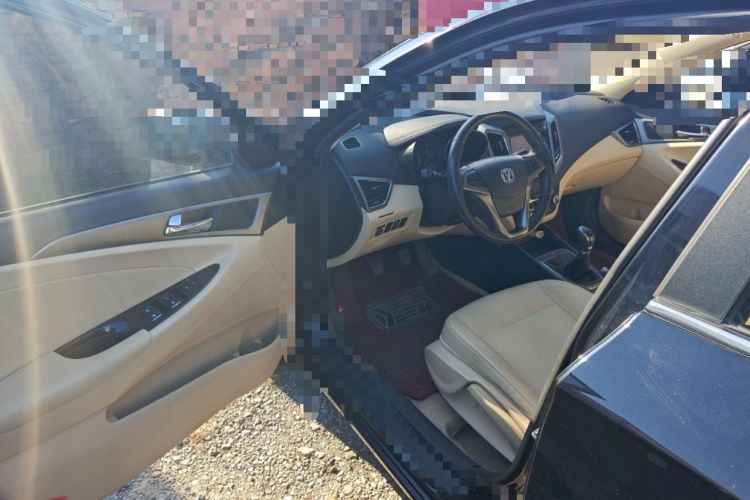 Used Changan Eado 2015 1.6L Manual Luxury Model China V Standard