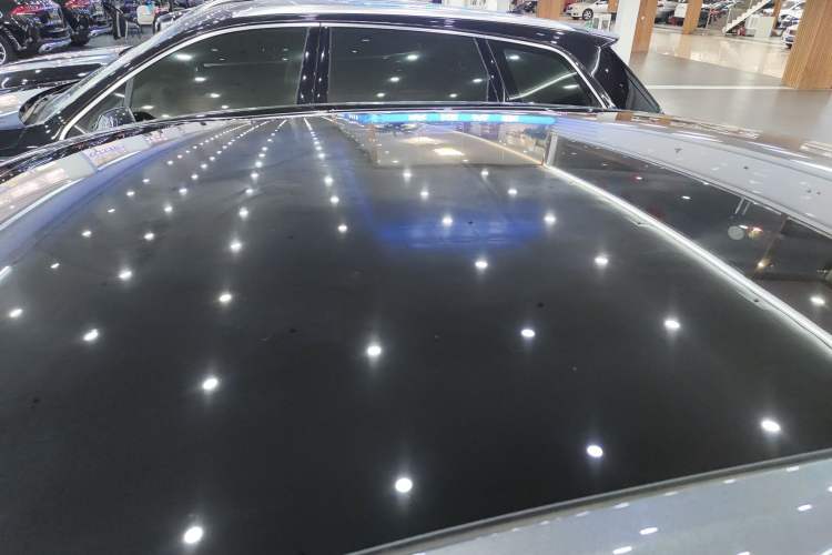 Used Hima Luxeed R7 2025 Range-Extended Version 251 km Max Roof