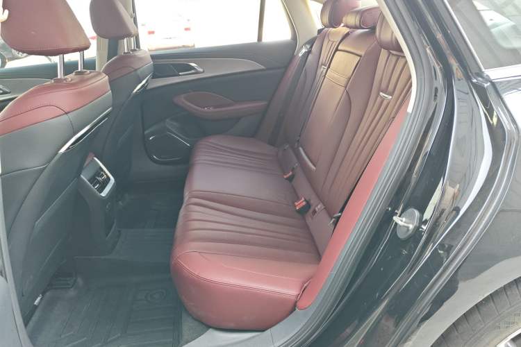 Used Hongqi H5 2024 1.5T DCT Smart Connect Flagship Edition Left Rear Seat