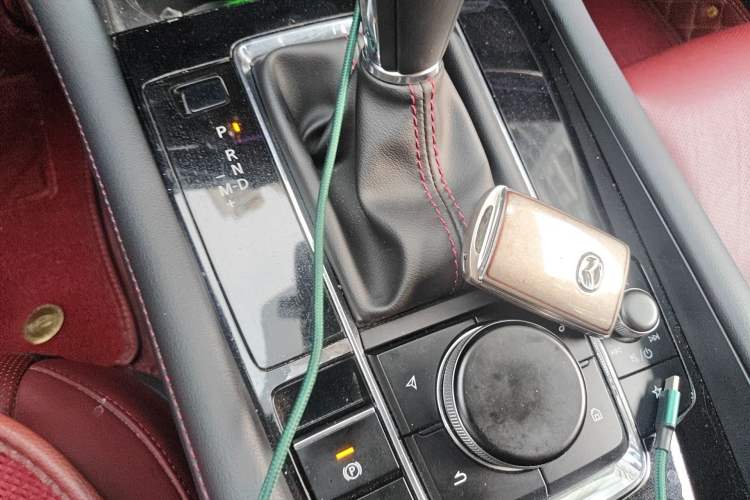 Used Mazda 3 Axela 2022 2.0L Automatic Zhi Rui Obsidian Edition Vehicle Key