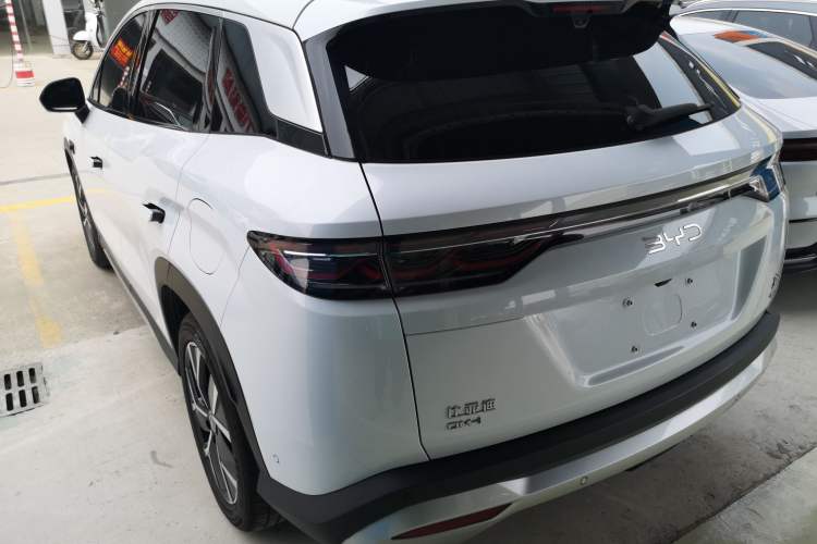 Used BYD Song L DM-i 2025 Intelligent Driving Version 160 km Excellence Edition Exterior 2