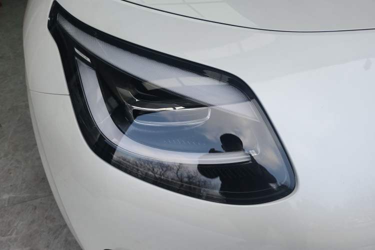 Used AION UT 2025 420 Smart Edition Right Front Headlight