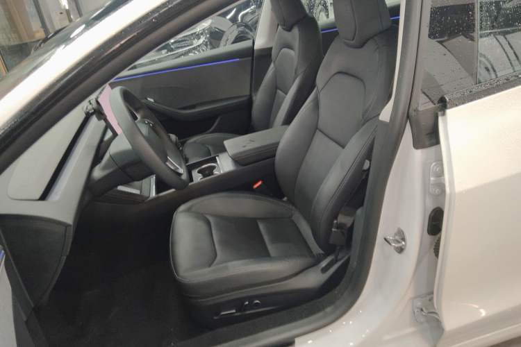 Used Tesla Model 3 2025 Rear-Wheel-Drive Version Left Front Seat