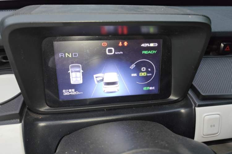 Used Wuling Hongguang MINIEV 2022 GAMEBOY 200km Gaming Edition with Lithium Iron Phosphate Instrument Cluster