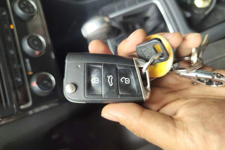 Used Volkswagen Golf Sportsvan 2016 230TSI Automatic Luxury Version