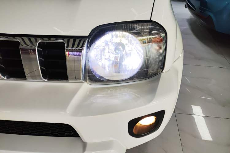 Used Suzuki Jimny 2015 1.3 AT JLX