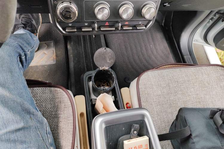 Used iCAR V23 2025 401 Two-Wheel Drive Intelligent Driving Version Gear Lever