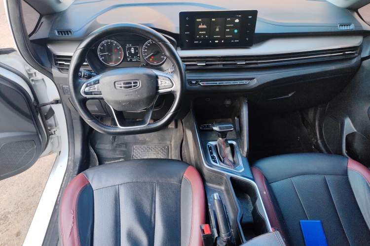 Used Geely Auto Vision X3 2021 PRO 1.5L CVT Deluxe Model
