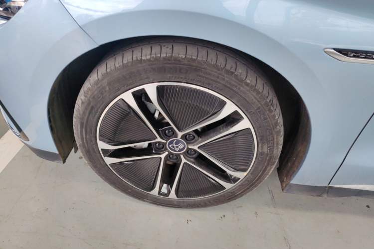 Used BYD Han 2023 EV Champion Edition 605KM Front-Drive Premium Model Left Front Wheel Hub