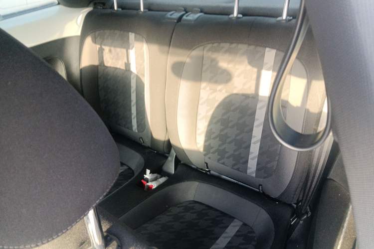 Used Volkswagen Beetle 2018 180TSI Yile Model Interior 4