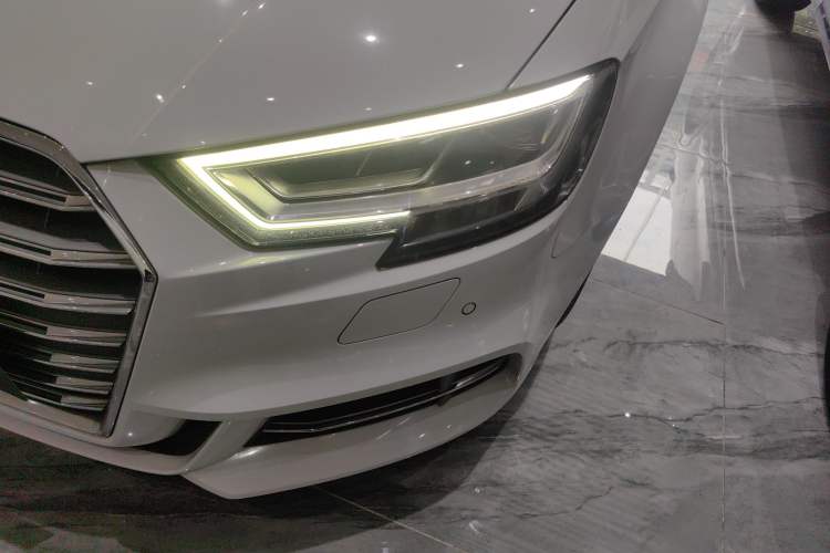 Used Audi A3 2020 Limousine 35 TFSI Fashion Edition China VI Emission Standard Left Front Headlight
