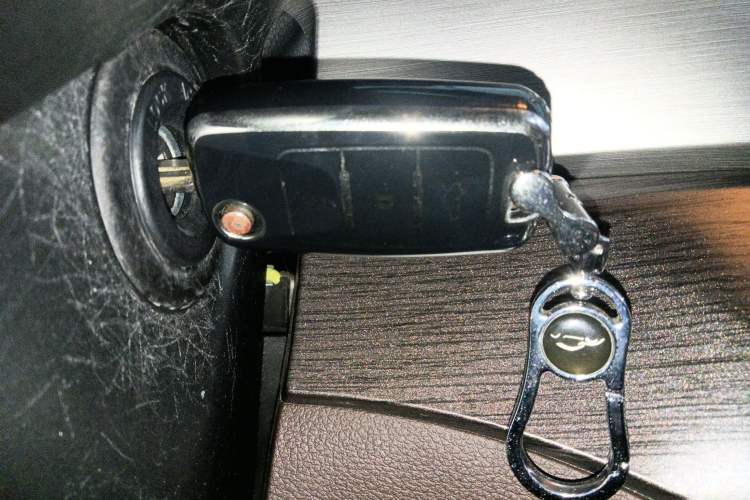 Used FORTHING Joyear X6 2017 Enjoy Series 1.5T CVT Luxury Model
