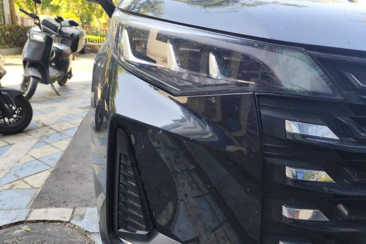 Used GAC Trumpchi M6 2021 PRO 270T DCT Luxury Edition Exterior 6