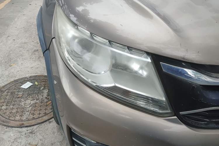 Used FORTHING Joyear XV 2015 1.6L CVT Luxury Model Right Front Headlight