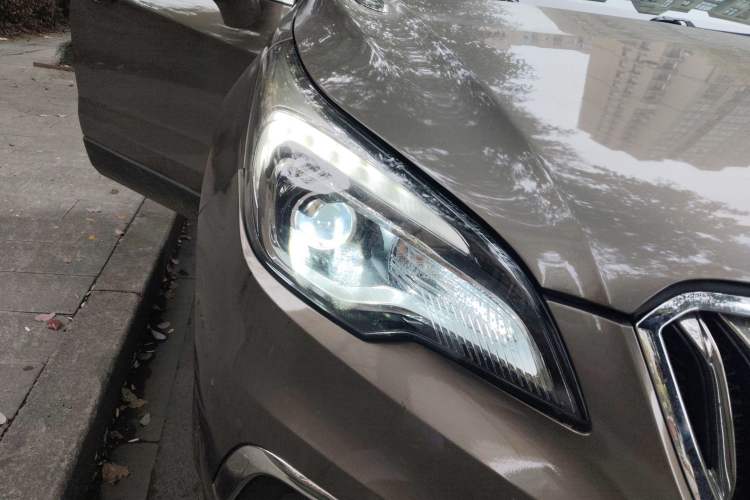 Used Buick Envision 2017 20T Two-Wheel Drive Leading Version
