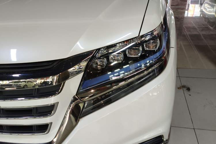 Used Honda Elysion 2019 2.0L Hybrid Luxury Edition Left Front Headlight