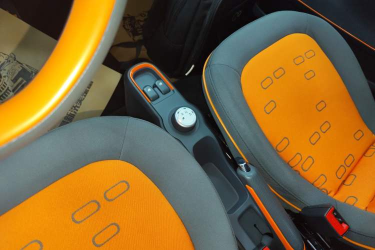 Used Baojun E100 2019 250KM Smart Drive Edition Gear Lever