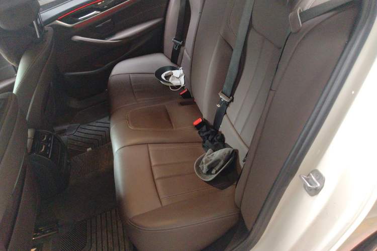 Used BMW 5 Series 2019 525Li M Sport Package Left Rear Seat