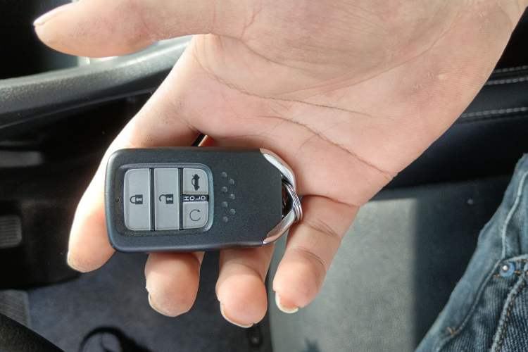 Used Honda Civic 2016 220TURBO CVT Luxury Edition Interior 1